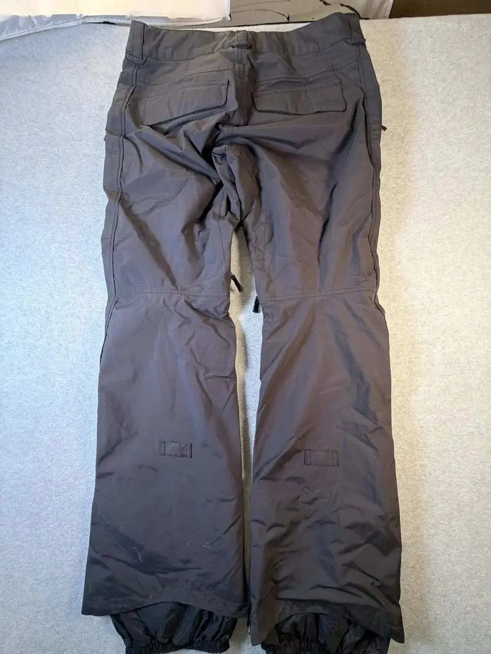 Burton Women's Black Snowboard Ski Pants Cargo Zip Pockets